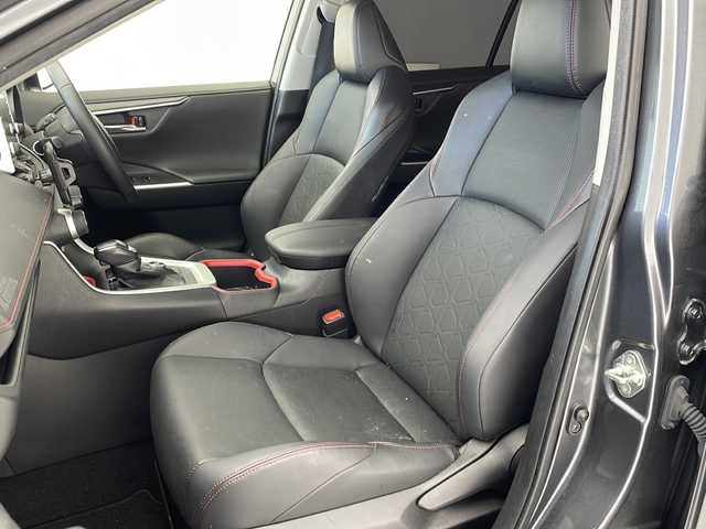 トヨタ ＲＡＶ４ アドベンチャー オフロードPKG 沖縄県 2022(令4)年 3.1万km グレーメタリック 純正ディスプレイオーディオ/フルセグＴＶ/Bluetooth接続/バックカメラ/ドライブレコーダー/ＥＴＣ/ＢＳＭ/トヨタセーフティセンス/・衝突被害軽減ブレーキ (プリクラッシュセーフティ)																									/・ハンドル操作サポート (レーントレーシングアシスト)																									/・追従ドライブ支援機能 (レーダークルーズコントロール)																									/・車線はみ出しアラート (レーンディパーチャーアラート)																									/・自動ハイビーム (オートマチックハイビーム)																									/レザーシート/メモリ付パワーシート/シートヒーター/シートクーラー/ＬＥＤヘッドライト/オートライト/パワーバックドア/クルーズコントロール/JAOSプロテクターキット/電動格納ウィンカーミラー/コーナーセンサー/ダウンヒルアシスト/純正フロアマット/純正18インチアルミホイール/スマートキー/プッシュスタート