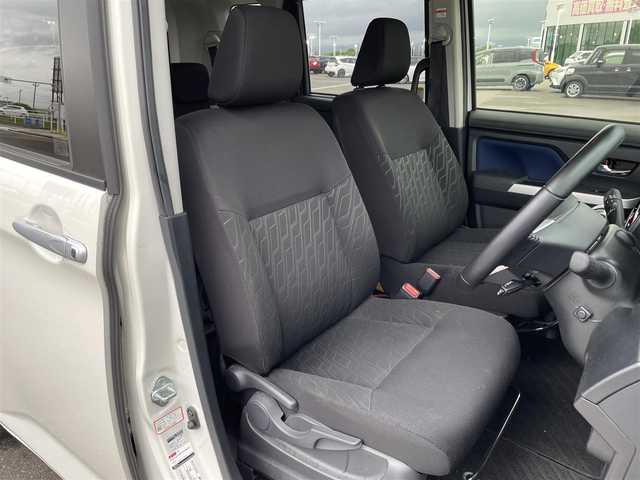 トヨタ ルーミー カスタムG 佐賀県 2020(令2)年 6.4万km パールホワイトⅢ 純正SDナビ/バックモニター/フルセグテレビ/Bluetooth接続/DVD再生機能/両側パワースライドドア/LEDヘッドライト/LEDフロントフォグランプ/純正アルミホイール/革巻きステアリングホイール/応急用スペアタイヤ（オプション）/シートヒーター/純正ドアバイザー/スマートキー/プッシュスタート/スマートアシスト3/　・衝突回避支援ブレーキ機能/　・衝突警報機能/　・車線逸脱警報機能/　・誤発進抑制制御機能/　・先行車発進お知らせ機能/　・オートハイビーム/　・コーナーセンサー