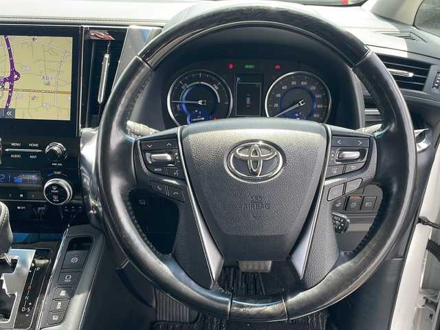 トヨタ アルファードハイブリット SR Cパッケージ 岩手県 2020(令2)年 5万km ホワイトパールクリスタルシャイン 禁煙車/4WD/純正１０．５インチナビ/フルセグTV/　CD/SD/Bluetooth/アラウンドビューカメラ/両側パワースライドドア/黒革シート/ヒーター/エア/電動/スマートキー×２/LEDヘッドライト/オートライト/フォグランプ/オートハイビーム/レーダークルーズコントロール/革巻きステアリング/プッシュスタート/JBLサウンド/ステアヒーター/衝突被害軽減ブレーキ/モデリスタフルエアロ/ETC2.0