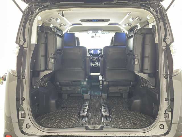 トヨタ ヴェルファイア Z Aエディション 兵庫県 2016(平28)年 7.4万km ブラック ・社外8インチナビ/CD/DVD/SD/BT/TV/・バックカメラ/・クルーズコントロール/・社外21インチAW/・社外ウッドコンビステアリング/・社外革調シートカバー/・前後コーナーセンサー/・左右独立エアコン/・後席エアコン/・両側パワースライドドア/・nanoe/・ウォークスルー/・ビルトインETC/・ステアリングリモコン/・純正フロアマット/・LEDオートライト/・LEDフォグランプ/・ウィンカーミラー/・電動格納ミラー/・スマートキー/・プッシュスタート