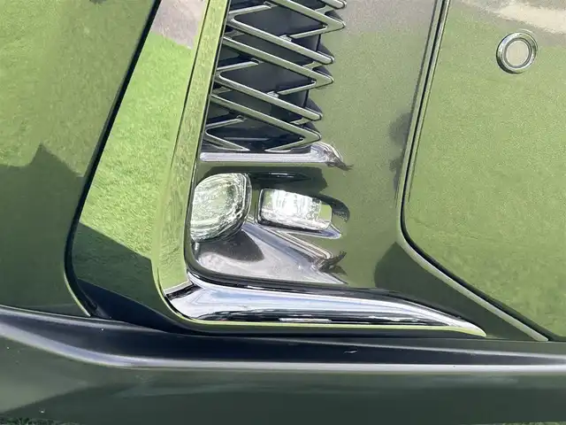 レクサス ＵＸ 250h Fスポーツ 香川県 2019(令1)年 3.7万km テレーンカーキマイカM サンルーフ/純正10.3型ナビ/（Bluetooth/フルセグTV/DVD/AUX/MSV/USB）/バックカメラ/レクサスセーフティシステム＋/・PCS（プリクラッシュセーフティ）/・レーダークルーズコントロール/・PDA（プロアクティブドライビングアシスト）/・AHS(アダプティブハイビームシステム）/・AHB(オートマチックハイビーム)/・LDA（レーンディパーチャーアラート）/・LTA（レーントレーシングアシスト）/・PDA（プロアクティブドライビングアシスト）/・RSA (ロードサインアシスト)/・発進遅れ告知機能/BSM（ブラインドスポットモニター）/クリアランスソナー/赤革レザーシート/前席ベンチレーション/・シートヒーター/シートクーラー/前席パワーシート/運転席メモリー機能/ステアリングヒーター/革巻きステアリング/ステアリングスイッチ/パドルシフト/電動パーキング/オートブレーキホールド/パワーバックドア/純正ドライブレコーダー/純正ETC2.0/純正18インチアルミホイール/純正フロアマット/社外フロアマット有/LEDヘッド/フォグライト/ヘッドライトウォッシャー