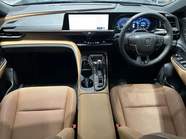 トヨタ クラウン スポーツ Z 宮城県 2025(令7)年 0.5万km ブラック トヨタセーフティセンス/・プリクラッシュセーフティー/・レーダークルーズコントロール/・レーントレーシングアシスト/・アダプティブハイビームシステム/・ロードサインアシスト/・ブラインドスポットモニター/・プロアクティブドライビングアシスト/・フロントクロストラフィックアラート/・リアクロストラフィックアラート/・パーキングサポートブレーキ/・クリアランスソナー/純正ナビ/・フルセグTV/Bluetooth/USB/・パノラマミックビューモニター/・ETC２．０/・ドライブレコーダー/デジタルインナーミラー/ヘッドアップディスプレイ/電動リアゲート/電子パーキング/・オートホールド/アイドリングストップ/革巻きステアリング/・ステアリングリモコン/レザーシート/・シートヒーター（運転席/助手席）/・パワーシート（運転席/助手席）/・メモリーシート（運転席）/プッシュスタート/・スマートキー/LEDヘッドライト/・オートライト/・フォグランプ/純正フロアマット/純正21インチアルミホイール/電動格納ミラー/ドアバイザー