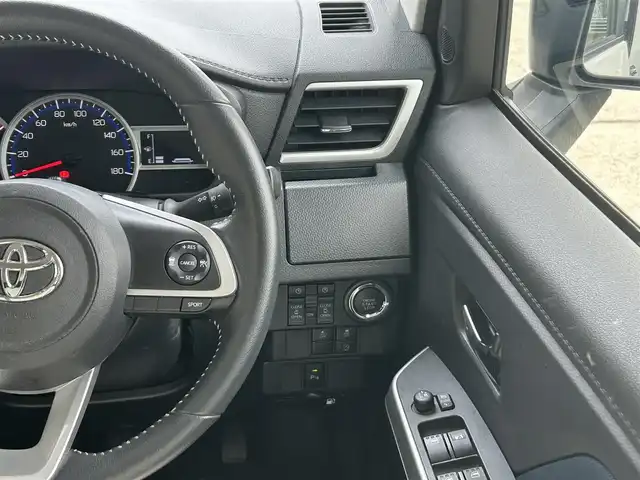 トヨタ ルーミー カスタムG－T 長崎県 2021(令3)年 5.6万km パールホワイトⅢ ワンオーナー/モデリスタエアロ（F/S/R下）/モデリスタマフラーカッター/純正9インチナビ/（CD/DVD/BT/フルセグ）/全方位カメラ/衝突軽減システム/レーンアシスト/レーダークルーズ/ETC/両側パワースライドドア/前後ドライブレコーダー/前後ソナー/オートライト/シートヒーター/純正15インチAW