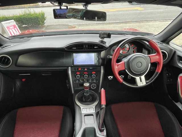 トヨタ ８６ GT 愛知県 2012(平24)年 7.9万km ライトニングレッド 6F/モデリスタエアロ（F/S/R）/純正ナビ（NSZT-W62G）/ CD/DVD/SD/BT/AM/FM/フルセグTV/バックカメラ/ドラレコ/ETC/プッシュスタート/ドアバイザー/純正フロアマット/スマートキー×2