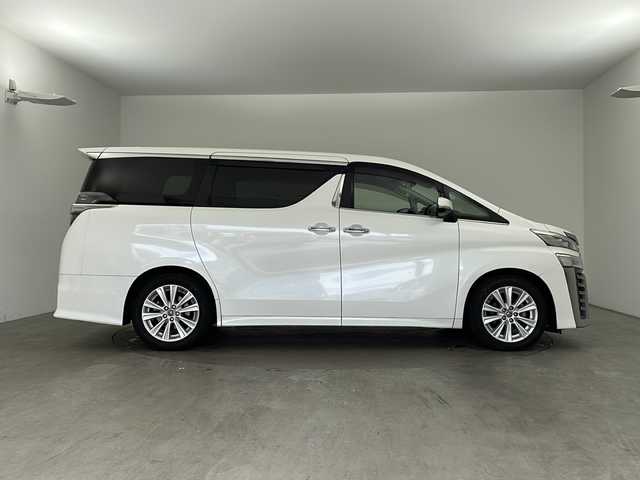 トヨタ ヴェルファイア Z Aエディション 兵庫県 2018(平30)年 5万km ホワイトパールクリスタルシャイン ・ワンオーナー/・サンルーフ/・アルパイン11インチナビ＆フルセグ＆BT＆DVD/・バックカメラ/・両側パワースライドドア/・トヨタセーフティーセンス/・プリクラッシュセーフティ/・レーダークルーズコントロール/・レーントレーシングアシスト/・ロードサインアシスト/・オートマチックハイビーム/・ビルトインETC/・クリアランスソナー/・電動パーキングブレーキ/・オートホールド/・ステアリングスイッチ/・スマートキー/・プッシュスタート/・純正18インチアルミホイール/・LEDヘッドライト/・LEDフォグ/・オートライト/・スペアタイヤ/・フロアマット/・ナノイー