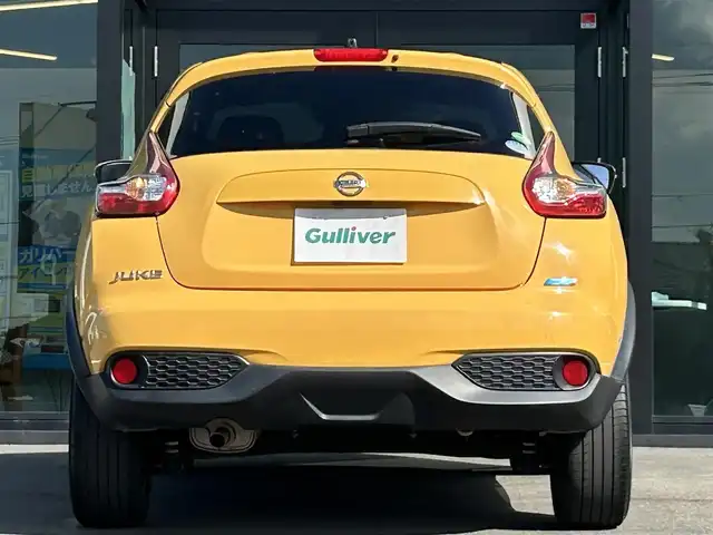 日産 ジューク 15RX Vセレクション 愛媛県 2016(平28)年 3.4万km サンライトイエロー 純正7型ナビ(Bluetooth/フルセグTV)/バックカメラ/アイドリングストップ/純正フロアマット/オートライト/ETC/プッシュスタート/革巻きステアリング/純正１７インチアルミホイール/テレビキャンセラー/現状サマー(純正AW)(215/55/R17)