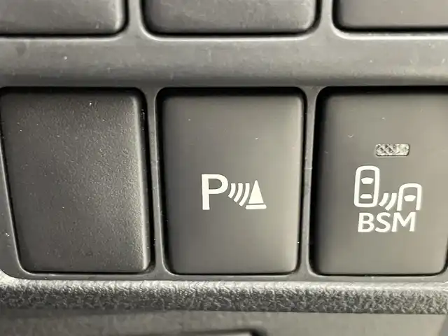 レクサス ＩＳ 200t Fスポーツ 群馬県 2017(平29)年 4.2万km グラファイトブラックガラスフレーク 三眼LEDヘッドライト/ブラインドスポットモニター/純正メーカーナビ/・レクサスISプレミアムサウンドシステム/・10.3インチワイドディスプレイ/・CD/DVD/SD(MSV)/Bluetooth/フルセグTV/“F SPORT”専用ファブリック/L texスポーツシート/＝＝＝＝＝＝＝＝＝＝＝＝＝＝＝＝/三眼ＬＥＤヘッドライト　ＢＳＭ　純正１０．３インチナビ　バックカメラ　ハーフレザー　パワーシート　シートヒーター　ステアリングヒーター　追従クルーズコントロール　ドライブレコーダー　ＥＴＣ２．０　禁煙