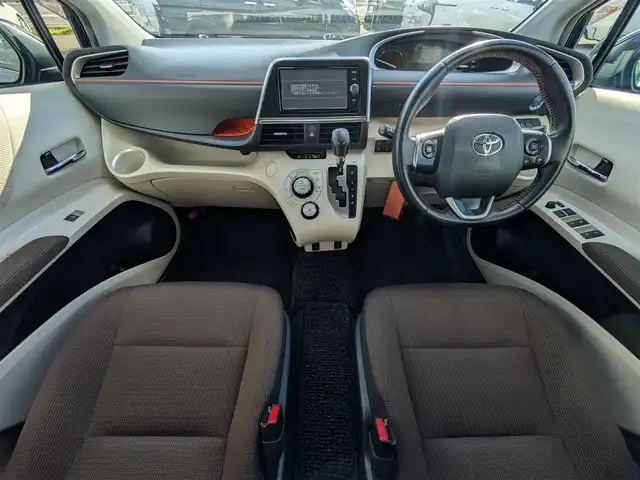 トヨタ シエンタ ハイブリッド G 福井県 2016(平28)年 5.8万km ブラックマイカ 純正SDナビ/AM/FM/フルセグ/BT/バックカメラ/両側パワースライドドア/衝突被害軽減システム/アイドリングストップ/レーンキープアシスト/横滑り防止装置/盗難防止装置/前方ドライブレコーダー/ビルトインETC/シートヒーター/ダブル＋サイドエアバッグ/カーテンエアバッグ/純正フロアマット/LEDヘッドライト/Fフォグ/スマートキー