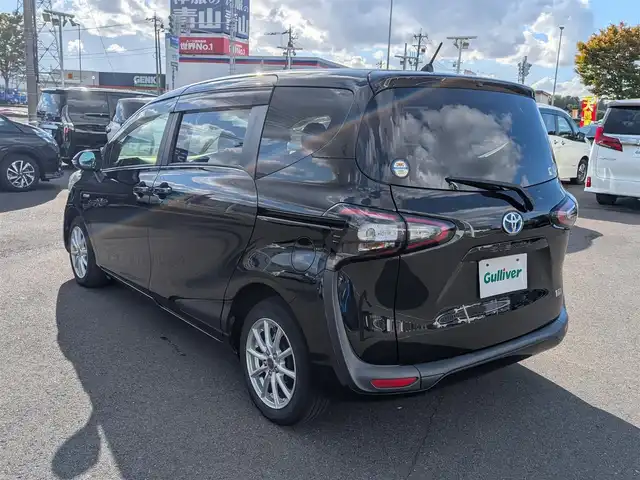 トヨタ シエンタ ハイブリッド G 福井県 2016(平28)年 5.8万km ブラックマイカ 純正SDナビ/AM/FM/フルセグ/BT/バックカメラ/両側パワースライドドア/衝突被害軽減システム/アイドリングストップ/レーンキープアシスト/横滑り防止装置/盗難防止装置/前方ドライブレコーダー/ビルトインETC/シートヒーター/ダブル＋サイドエアバッグ/カーテンエアバッグ/純正フロアマット/LEDヘッドライト/Fフォグ/スマートキー