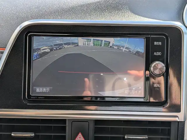 トヨタ シエンタ ハイブリッド G 福井県 2016(平28)年 5.8万km ブラックマイカ 純正SDナビ/AM/FM/フルセグ/BT/バックカメラ/両側パワースライドドア/衝突被害軽減システム/アイドリングストップ/レーンキープアシスト/横滑り防止装置/盗難防止装置/前方ドライブレコーダー/ビルトインETC/シートヒーター/ダブル＋サイドエアバッグ/カーテンエアバッグ/純正フロアマット/LEDヘッドライト/Fフォグ/スマートキー