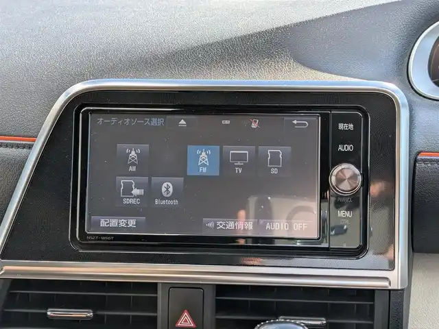 トヨタ シエンタ ハイブリッド G 福井県 2016(平28)年 5.8万km ブラックマイカ 純正SDナビ/AM/FM/フルセグ/BT/バックカメラ/両側パワースライドドア/衝突被害軽減システム/アイドリングストップ/レーンキープアシスト/横滑り防止装置/盗難防止装置/前方ドライブレコーダー/ビルトインETC/シートヒーター/ダブル＋サイドエアバッグ/カーテンエアバッグ/純正フロアマット/LEDヘッドライト/Fフォグ/スマートキー