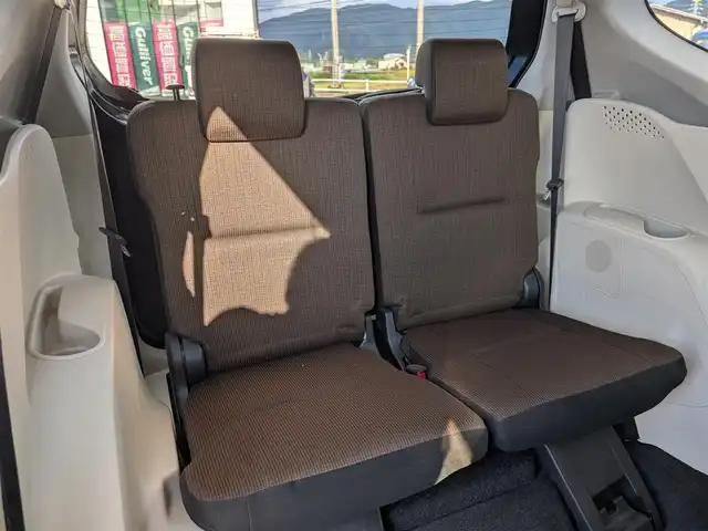 トヨタ シエンタ ハイブリッド G 福井県 2016(平28)年 5.8万km ブラックマイカ 純正SDナビ/AM/FM/フルセグ/BT/バックカメラ/両側パワースライドドア/衝突被害軽減システム/アイドリングストップ/レーンキープアシスト/横滑り防止装置/盗難防止装置/前方ドライブレコーダー/ビルトインETC/シートヒーター/ダブル＋サイドエアバッグ/カーテンエアバッグ/純正フロアマット/LEDヘッドライト/Fフォグ/スマートキー