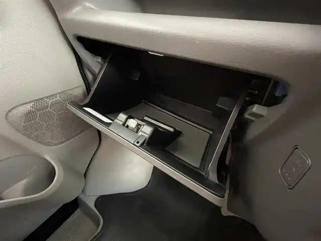 スズキ エブリイ JOIN 千葉県 2019(令1)年 6.9万km クールカーキPM 外部検査済み/ワンオーナー/ルーフキャリア/革調シートカバー/スズキセーフティサポート/・デュアルセンサーブレーキサポート/・後退時ブレーキサポート/・誤発進抑制機能/・衝突被害軽減ブレーキ/・車線逸脱警報機能/純正オーディオプレイヤー/・CD/ラジオ/AUX/軽量衝撃吸収ボディ/横滑り防止装置/オートライト/電動格納ミラー/ドアバイザー/純正ラバーマット/リモコンキー/取扱説明書/保証書