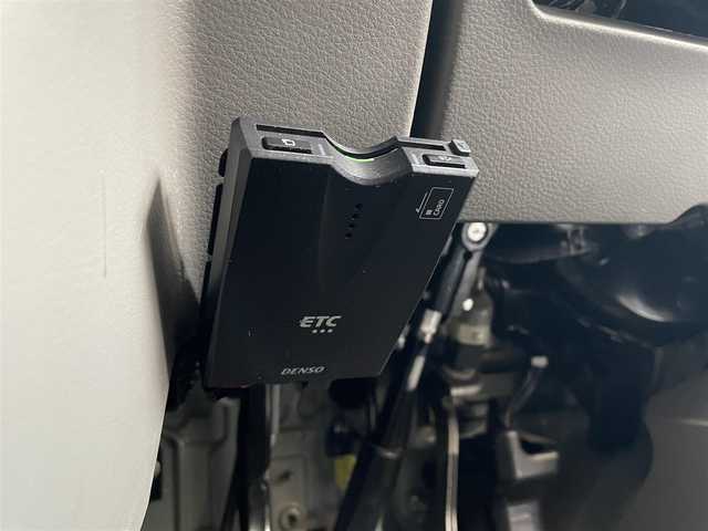 スズキ エブリイ JOIN 千葉県 2019(令1)年 6.9万km クールカーキPM 外部検査済み/ワンオーナー/ルーフキャリア/革調シートカバー/スズキセーフティサポート/・デュアルセンサーブレーキサポート/・後退時ブレーキサポート/・誤発進抑制機能/・衝突被害軽減ブレーキ/・車線逸脱警報機能/純正オーディオプレイヤー/・CD/ラジオ/AUX/軽量衝撃吸収ボディ/横滑り防止装置/オートライト/電動格納ミラー/ドアバイザー/純正ラバーマット/リモコンキー/取扱説明書/保証書