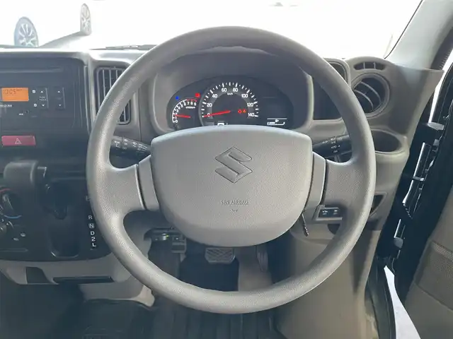 スズキ エブリイ JOIN 千葉県 2019(令1)年 6.9万km クールカーキPM 外部検査済み/ワンオーナー/ルーフキャリア/革調シートカバー/スズキセーフティサポート/・デュアルセンサーブレーキサポート/・後退時ブレーキサポート/・誤発進抑制機能/・衝突被害軽減ブレーキ/・車線逸脱警報機能/純正オーディオプレイヤー/・CD/ラジオ/AUX/軽量衝撃吸収ボディ/横滑り防止装置/オートライト/電動格納ミラー/ドアバイザー/純正ラバーマット/リモコンキー/取扱説明書/保証書