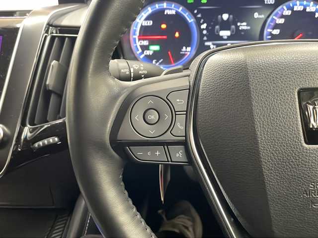 トヨタ クラウン ハイブリッド RS アドバンス Four 道央・札幌 2020(令2)年 2.8万km プレシャスブラックパール ・4WD/・寒冷地仕様/・純正ナビ/フルセグTV/DVD/CD/SD/BT/・パノラミックビューモニター/・サンルーフ/・ドライブレコーダー/・ワイヤレス充電/・純正エンジンスターター/・プリクラッシュセーフティ/・レーダークルーズコントロール/・レーントレーシングアシスト/・ブラインドスポットモニター/・クリアランスソナー/・リヤクロストラフィックアラート/・リヤカメラディテクション/・パーキングサポートブレーキ/・ヘッドアップディスプレイ/・オートマチックハイビーム/・パーキングアシスト/・パドルシフト/・ハーフレザーシート/・前席シートヒーター/・ステアリングヒーター/・ワイパーデアイサー/・LEDヘッドライト/・LEDフォグ/・ビルトインETC/・プッシュスタート/・スマートキー/・ドアバイザー/・電格ミラー/・ミラーヒーター/・夏タイヤ純正18インチAW積込