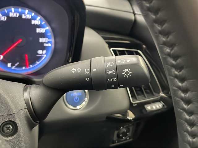 トヨタ クラウン ハイブリッド RS アドバンス Four 道央・札幌 2020(令2)年 2.8万km プレシャスブラックパール ・4WD/・寒冷地仕様/・純正ナビ/フルセグTV/DVD/CD/SD/BT/・パノラミックビューモニター/・サンルーフ/・ドライブレコーダー/・ワイヤレス充電/・純正エンジンスターター/・プリクラッシュセーフティ/・レーダークルーズコントロール/・レーントレーシングアシスト/・ブラインドスポットモニター/・クリアランスソナー/・リヤクロストラフィックアラート/・リヤカメラディテクション/・パーキングサポートブレーキ/・ヘッドアップディスプレイ/・オートマチックハイビーム/・パーキングアシスト/・パドルシフト/・ハーフレザーシート/・前席シートヒーター/・ステアリングヒーター/・ワイパーデアイサー/・LEDヘッドライト/・LEDフォグ/・ビルトインETC/・プッシュスタート/・スマートキー/・ドアバイザー/・電格ミラー/・ミラーヒーター/・夏タイヤ純正18インチAW積込