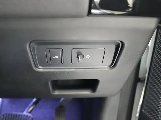 ランドローバー ランドローバー ディスカバリー HSE 静岡県 2019(令1)年 5.9万km 白 限定50台/限定カラーフジホワイト/ドライバーアシストパック/黒革シート/MERIDIANサウンド/360°カメラ/パドルシフト/Carplay/シートヒーター/電動格納サードシート/ドラレコ前後/ACC