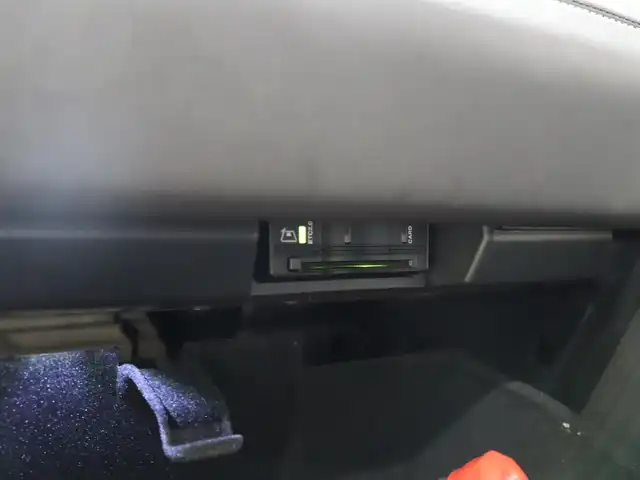 ランドローバー ランドローバー ディスカバリー HSE 静岡県 2019(令1)年 5.9万km 白 限定50台/限定カラーフジホワイト/ドライバーアシストパック/黒革シート/MERIDIANサウンド/360°カメラ/パドルシフト/Carplay/シートヒーター/電動格納サードシート/ドラレコ前後/ACC