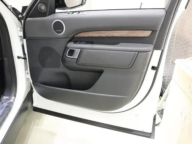 ランドローバー ランドローバー ディスカバリー HSE 静岡県 2019(令1)年 5.9万km 白 限定50台/限定カラーフジホワイト/ドライバーアシストパック/黒革シート/MERIDIANサウンド/360°カメラ/パドルシフト/Carplay/シートヒーター/電動格納サードシート/ドラレコ前後/ACC