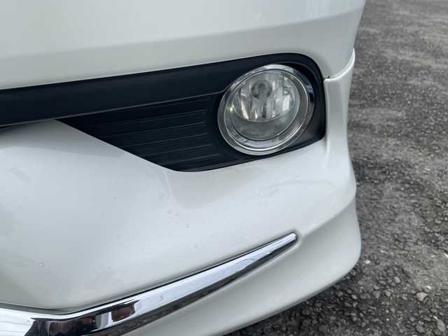 トヨタ ノア ハイブリッド G 神奈川県 2014(平26)年 8.6万km ホワイトパールクリスタルシャイン プッシュスタート/ビルトインETC/純正SDナビ/地デジTV/Bluetooth接続/DISC/AM/FM/クルーズコントロール/フリップダウンモニター/前席シートヒーター/横滑り防止装置/置くだけ充電/オートライト/LEDライト/フォグライト/電動格納ミラー/純正フロアマット