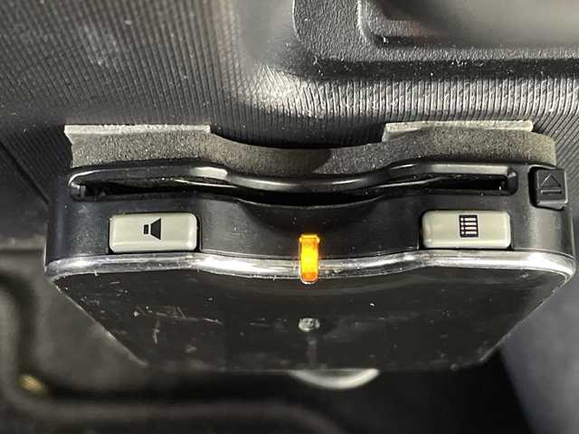 トヨタ アクア 神奈川県 2015(平27)年 3.9万km 黒 純正7型SDナビ（CN-R330WD）/AM FM DVD CD ハンズフリー/ETC/純正前方ドライブレコーダー（ZDR-022)/純正エアロ（フロント/サイド/リアアンダー）/ハーフレザー/オートライト/LEDヘッドライト/フォグランプ/純正フロアマット/純正１６AW/ルーフレール/横滑り防止装置/スマートキー/スペアキー/保証書/取扱説明書