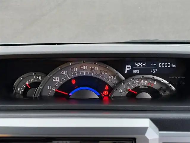 ダイハツ ウェイク G ターボ　レジャーエディション SA Ⅱ 大分県 2016(平28)年 6.1万km パールホワイトⅢ/ミストブルーマイカメタリック 2トーン ・メモリーナビ(CD/DVD/BT/SD/USB)/・バックモニター/・フルセグテレビ/・両側パワースライドドア/・スマートアシスト/・ETC/・リアセンサー/・オートライト/・フロアマット/・スマートキー/・プッシュスタートボタン/・純正アルミホイール