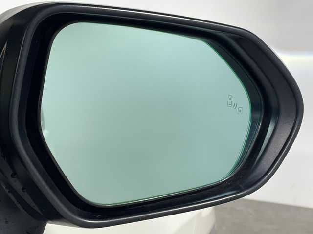 トヨタ シエンタ ハイブリッド Z 神奈川県 2022(令4)年 0.8万km ホワイトパールクリスタルシャイン 純正10.5インチディスプレイオーディオ/Bluetooth/BT/Carplay/MiraCast/パノラミックビューモニター/ハンズフリー両側パワースライドドア/ToyotaSafetySense/プリクラッシュセーフティ/レーントレーシングアラート/レーンディパーチャーアラート/レーダークルーズコントロール/アダプティブハイビームシステム/オートマチックハイビーム/ロードサインアシスト/ドライバー異常時対応システム/プロアクティブドライビングアシスト/発進遅れ告知機能/ブラインドスポットモニター/パーキングサポートブレーキ(前後方静止物/後方接近車両)/ステアリングスイッチ/前席シートヒーター/ステアリングヒーター/ビルトインETC2.0/Power/eco/EV MODE/AC100Vコンセント(コンソール/トランク)/純正15インチアルミホイール/USBポート(Type-A/Type-C)/運転席シートバックUSBポートType-C２箇所/電格/ウィンカーミラー/フロアマット/プッシュスタート