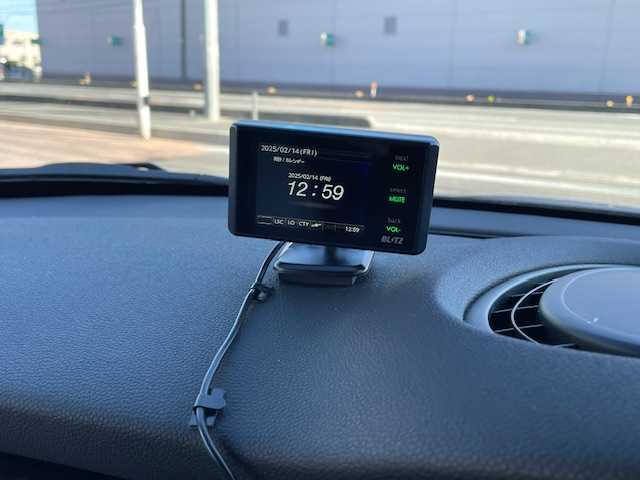 ＭＩＮＩ ミニ クーパー SD 埼玉県 2022(令4)年 3.8万km アイボリー ワンオーナー/純正メーカーナビ/Bluetooth/スマートキー2本/前席革調シートカバー/オートクルーズコントロール/インテリジェントセーフティー/ビルトインETC/アイドリングストップ/バックカメラ/ハーフレザーシート/社外フロアマット/LEDヘッドライト/オートライト/保証書/取扱説明書