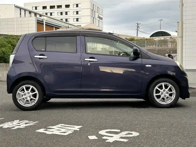 ダイハツ ミラ イース X SA 長崎県 2013(平25)年 5万km アーバンナイトブルークリスタルメタリック 純正オーディオ(AM/FM/CD/AUX)/ビークルスタビリティコントロール/スマートアシスト/SRSエアバッグ/イモビライザー機能/エコアイドル/ABS/ISOFIX/純正14インチアルミホイール/純正フロアマット/ETC/車両取扱説明書/スペアキー(1本)