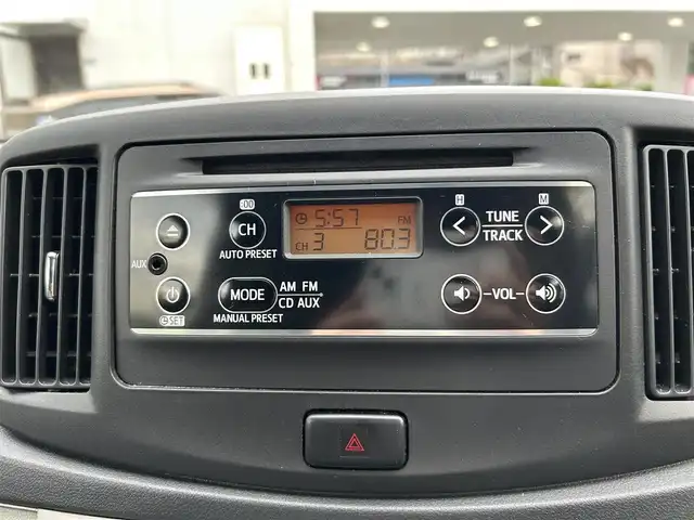 ダイハツ ミラ イース X SA 長崎県 2013(平25)年 5万km アーバンナイトブルークリスタルメタリック 純正オーディオ(AM/FM/CD/AUX)/ビークルスタビリティコントロール/スマートアシスト/SRSエアバッグ/イモビライザー機能/エコアイドル/ABS/ISOFIX/純正14インチアルミホイール/純正フロアマット/ETC/車両取扱説明書/スペアキー(1本)