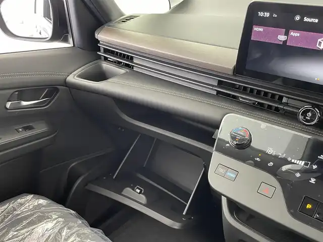 日産 セレナ e－パワー ハイウェイスター V 大分県 2025(令7)年 0.1万km未満 ダイヤモンドブラック 純正ナビ/（フルセグ/BT/HDMI）/フリップダウンモニターモニター/アダプティブLEDヘッドライトシステム/アラウンドビューモニター/デジタルインナーミラー/ワイヤレス充電器/ETC/ドライブレコーダー（前後セット）/プロパイロット/BSM/両側パワースライドドア/電動パーキングブレーキ/オートブレーキホールド/純正16インチアルミホイール/保証書・取扱説明書/スペアキー