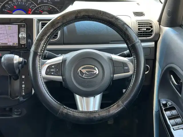 ダイハツ タント カスタム RS トップED SA Ⅲ 愛媛県 2017(平29)年 4.3万km ブラックマイカメタリック 登録時走行距離：42733Km/ディーラーOP社外メモリナビ/AM/FM/フルセグTV/Bluetooth/CD/DVD/Bカメラ/アイドリングストップ/社外ETC/スマートキー/ベンチシート/両側パワスラ/横滑り防止装置/盗難防止装置/衝突軽減システム/LEDヘッドライト/オートライト/オートハイビーム/フォグランプ/エンジンスタートボタン/スマートキー/純正アルミホイール/純正フロアマット/スペアキー1本/サンシェード
