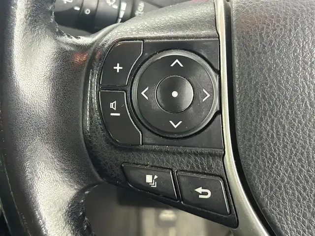トヨタ ヴォクシー ZS 煌Ⅱ 道央・札幌 2019(令1)年 8.2万km ホワイトパールクリスタルシャイン ・4WD/・トヨタセーフティセンス/・衝突被害軽減ブレーキ/・レーンキープアシスト/・レーダークルーズコントロール/・オートハイビーム/・先行車発進告知/・純正メモリナビ/・フルセグ/BT/CD/DVD/・バックカメラ/・ビルトインETC/・両側パワースライドドア/・純正エンジンスターター/・前後ドライブレコーダー/・ドアロック連動ミラー/・横滑り防止装置/・スマートキー/・プッシュスタート/・MTモード