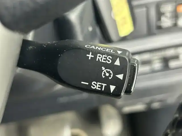 トヨタ ヴォクシー ZS 煌Ⅱ 道央・札幌 2019(令1)年 8.2万km ホワイトパールクリスタルシャイン ・4WD/・トヨタセーフティセンス/・衝突被害軽減ブレーキ/・レーンキープアシスト/・レーダークルーズコントロール/・オートハイビーム/・先行車発進告知/・純正メモリナビ/・フルセグ/BT/CD/DVD/・バックカメラ/・ビルトインETC/・両側パワースライドドア/・純正エンジンスターター/・前後ドライブレコーダー/・ドアロック連動ミラー/・横滑り防止装置/・スマートキー/・プッシュスタート/・MTモード