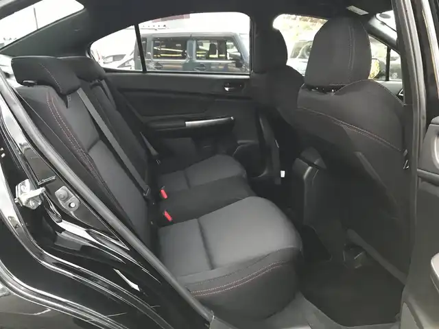 スバル ＷＲＸ Ｓ４ 2．0GT アイサイト 鳥取県 2014(平26)年 2.4万km クリスタルブラックシリカ ４・W・D/ターボ車/社外ナビ/フルセグ/DVD/CD/BT/アイサイト/レーンキープアシスト/レーダークルーズコントロール/前後ドライブレコーダー/前席パワーシート/パドルシフト/LEDヘットライト/フォグライト/純正18インチアルミホイール/４本出しマフラー/プッシュエンジンスタート/スペアキー/フロアマット・ドアバイザー