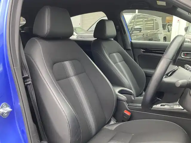 ホンダ シビック LX 福岡県 2021(令3)年 3.3万km プレミアムクリスタルブルークリスタル ワンオーナー/ホンダセンシング/レーダークルーズコントロール/ブラインドスポットモニター/純正メーカーナビ/（フルセグTV/FM/AM/Bluetooth）/バックカメラ/ドライブレコーダー/ビルトインETC2.0/前席シートヒーター/ハーフレザーシート/USB充電ポート/電動パーキングブレーキ/オートブレーキホールド/パーキングアシスト/クリアランスソナー/リアスポイラー/保証書/取扱説明書/スペアキー×１