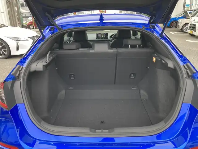 ホンダ シビック LX 福岡県 2021(令3)年 3.3万km プレミアムクリスタルブルークリスタル ワンオーナー/ホンダセンシング/レーダークルーズコントロール/ブラインドスポットモニター/純正メーカーナビ/（フルセグTV/FM/AM/Bluetooth）/バックカメラ/ドライブレコーダー/ビルトインETC2.0/前席シートヒーター/ハーフレザーシート/USB充電ポート/電動パーキングブレーキ/オートブレーキホールド/パーキングアシスト/クリアランスソナー/リアスポイラー/保証書/取扱説明書/スペアキー×１