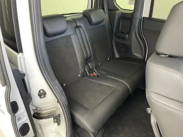 ホンダ Ｎ ＢＯＸ カスタム ターボ 埼玉県 2023(令5)年 2.2万km プラチナホワイトパール ホンダセンシング　社外ディスプレイオーディオ　バックカメラ　アダプティブクルーズコントロール　シートヒーター　純正アルミホイール　プッシュスタート　スマートキー　オートライト　ＬＥＤヘッドライト