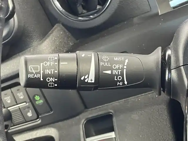 ホンダ Ｎ ＢＯＸ カスタム ターボ 埼玉県 2023(令5)年 2.2万km プラチナホワイトパール ホンダセンシング　社外ディスプレイオーディオ　バックカメラ　アダプティブクルーズコントロール　シートヒーター　純正アルミホイール　プッシュスタート　スマートキー　オートライト　ＬＥＤヘッドライト