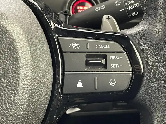 ホンダ Ｎ ＢＯＸ カスタム ターボ 埼玉県 2023(令5)年 2.2万km プラチナホワイトパール ホンダセンシング　社外ディスプレイオーディオ　バックカメラ　アダプティブクルーズコントロール　シートヒーター　純正アルミホイール　プッシュスタート　スマートキー　オートライト　ＬＥＤヘッドライト