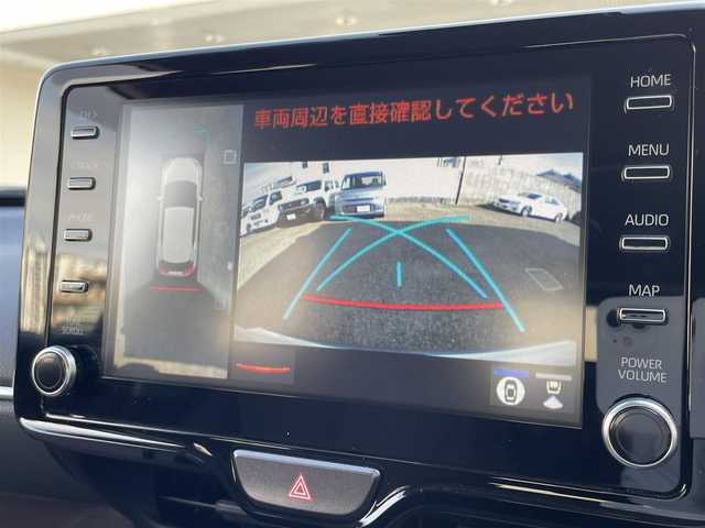 トヨタ ヤリスクロス ハイブリッド Z 大阪府 2021(令3)年 5.2万km ホワイトパールクリスタルシャイン ワンオーナー/ハンズフリーパワーバックドア/パノラミックビューモニター/ブラインドスポットモニター/ブレーキホールド/セーフティセンス（衝突回避支援パッケージ）/・プリクラッシュセーフティ/・レーントレーシングアシスト/・レーダークルーズコントロール/・オートマチックハイビーム/・ロードサインアシスト/・先行車発進告知機能/純正8インチナビ/BT/AppleCarPlay/AndroidAuto/USB/フルセグTV/前後コーナーセンサー/前席シートヒーター/D席パワーシート/カーテンエアバック/純正フロアマット/純正ビルトインETC2.0/前後ドラレコ（TZ-D205W）