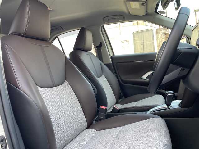 トヨタ ヤリスクロス ハイブリッド Z 大阪府 2021(令3)年 5.2万km ホワイトパールクリスタルシャイン ワンオーナー/ハンズフリーパワーバックドア/パノラミックビューモニター/ブラインドスポットモニター/ブレーキホールド/セーフティセンス（衝突回避支援パッケージ）/・プリクラッシュセーフティ/・レーントレーシングアシスト/・レーダークルーズコントロール/・オートマチックハイビーム/・ロードサインアシスト/・先行車発進告知機能/純正8インチナビ/BT/AppleCarPlay/AndroidAuto/USB/フルセグTV/前後コーナーセンサー/前席シートヒーター/D席パワーシート/カーテンエアバック/純正フロアマット/純正ビルトインETC2.0/前後ドラレコ（TZ-D205W）