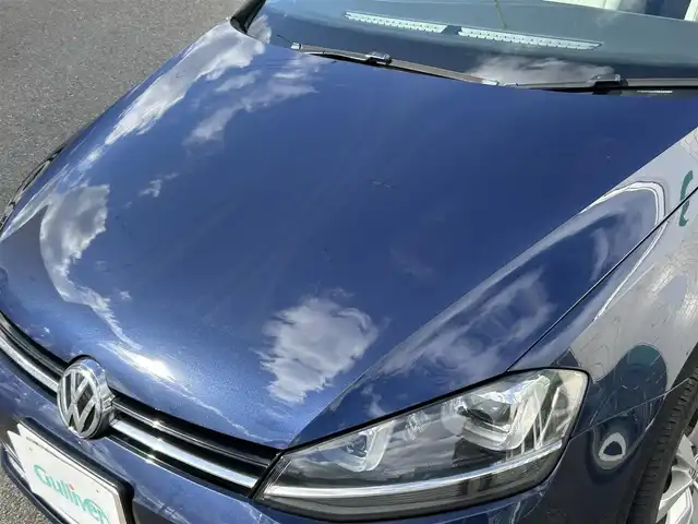 フォルクスワーゲン ゴルフ TSIハイライン 山形県 2015(平27)年 3.9万km ナイトブルーメタリック 純正ナビ/フルセグTV/AM/FM/CD/DVD再生/Bluetooth接続/バックカメラ/クルーズコントロール/ホールドブレーキ/電動パーキングブレーキ/オートライト/シートヒーター/レザーシート/純正フロアマット/純正17インチAW/社外アルミスタッドレス車載