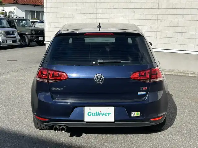 フォルクスワーゲン ゴルフ TSIハイライン 山形県 2015(平27)年 3.9万km ナイトブルーメタリック 純正ナビ/フルセグTV/AM/FM/CD/DVD再生/Bluetooth接続/バックカメラ/クルーズコントロール/ホールドブレーキ/電動パーキングブレーキ/オートライト/シートヒーター/レザーシート/純正フロアマット/純正17インチAW/社外アルミスタッドレス車載