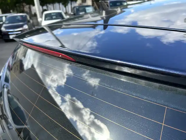 フォルクスワーゲン ゴルフ TSIハイライン 山形県 2015(平27)年 3.9万km ナイトブルーメタリック 純正ナビ/フルセグTV/AM/FM/CD/DVD再生/Bluetooth接続/バックカメラ/クルーズコントロール/ホールドブレーキ/電動パーキングブレーキ/オートライト/シートヒーター/レザーシート/純正フロアマット/純正17インチAW/社外アルミスタッドレス車載