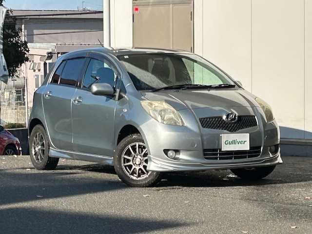 トヨタ ヴィッツ F 宮城県 2007(平19)年 8.8万km ミディアムシルバーメタリック ワンオーナー/純正オーディオ/FM/AM/CD/社外アルミ冬タイヤ14インチ/社外アルミ夏タイヤ16インチ/純正フロアマット/ヘッドランプレベライザー/電動格納ミラー/ETC