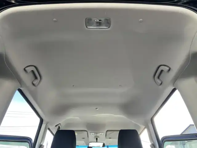 ホンダ Ｎ ＢＯＸ カスタムG SSブラックスタイル 静岡県 2017(平29)年 4.4万km クリスタルブラックパール 純正ナビ（CD/DVD/BT/フルセグ）/バックカメラ/ドライブレコーダー前後/ETC/エンジンスタートボタン/パワーステアリング/パワーウィンドウ/アイドリングストップ/スマートキー/スペアキー1本/オートエアコン/純正フロアマット/ベンチシート/布シート/前席シートヒーター/両側パワースライドドア/純正アルミホイール/ABS/横滑り防止装置/オートライト/LED/Wエアバッグ