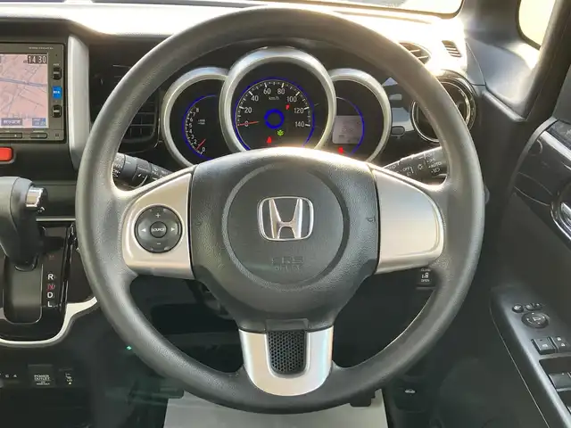 ホンダ Ｎ ＢＯＸ カスタムG SSブラックスタイル 静岡県 2017(平29)年 4.4万km クリスタルブラックパール 純正ナビ（CD/DVD/BT/フルセグ）/バックカメラ/ドライブレコーダー前後/ETC/エンジンスタートボタン/パワーステアリング/パワーウィンドウ/アイドリングストップ/スマートキー/スペアキー1本/オートエアコン/純正フロアマット/ベンチシート/布シート/前席シートヒーター/両側パワースライドドア/純正アルミホイール/ABS/横滑り防止装置/オートライト/LED/Wエアバッグ