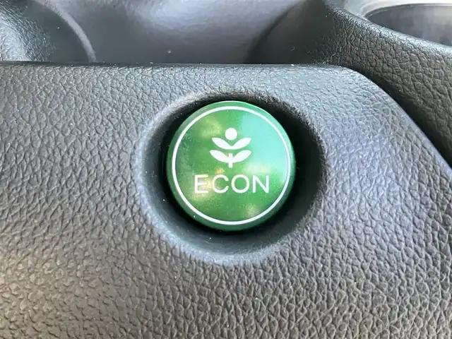 ホンダ Ｎ ＢＯＸ カスタムG SSブラックスタイル 静岡県 2017(平29)年 4.4万km クリスタルブラックパール 純正ナビ（CD/DVD/BT/フルセグ）/バックカメラ/ドライブレコーダー前後/ETC/エンジンスタートボタン/パワーステアリング/パワーウィンドウ/アイドリングストップ/スマートキー/スペアキー1本/オートエアコン/純正フロアマット/ベンチシート/布シート/前席シートヒーター/両側パワースライドドア/純正アルミホイール/ABS/横滑り防止装置/オートライト/LED/Wエアバッグ